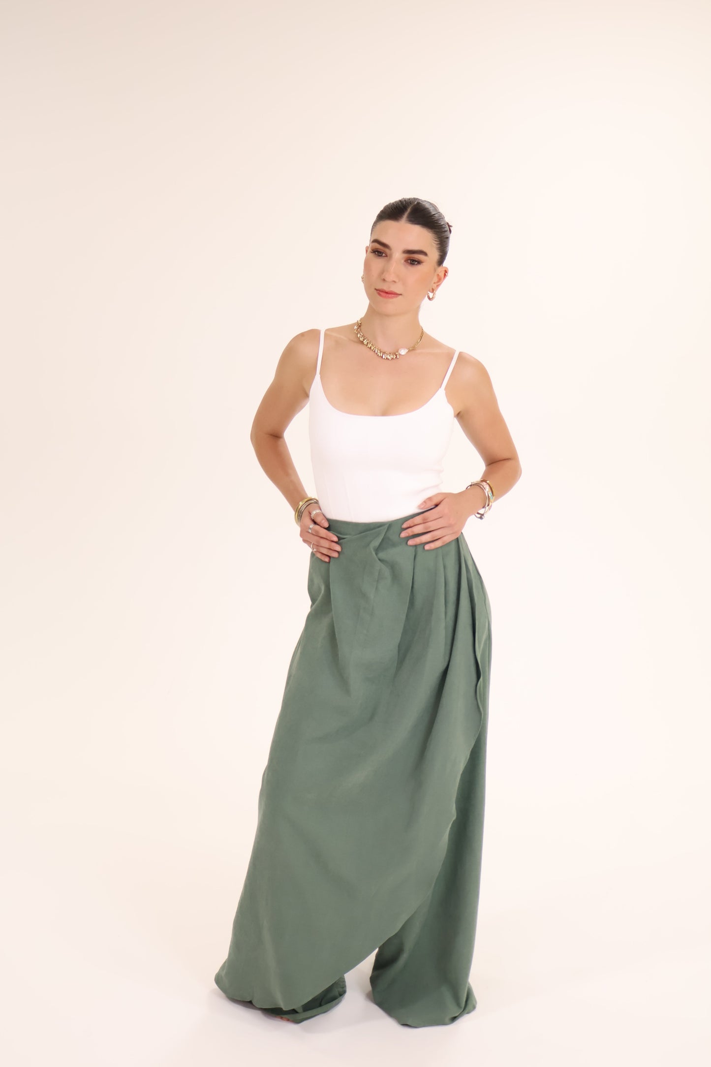 PANTALON HOJA verde