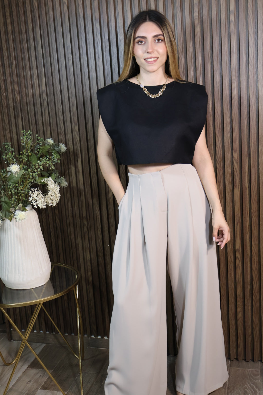 BLUSA BÁSICA NEGRA LINO