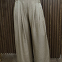 CONJUNTO CHALECO PANTALÓN SATINADO