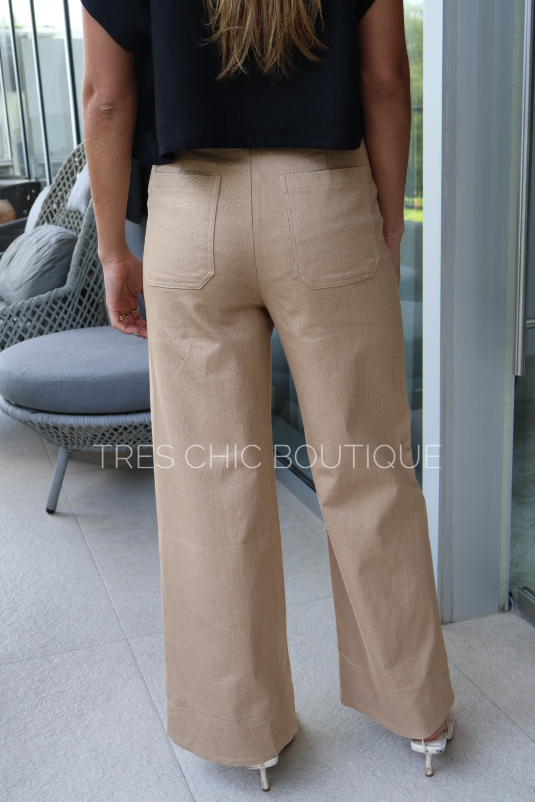 PANTALÓN KAKI RECTO BOLSAS