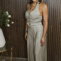 CONJUNTO CHALECO PANTALÓN SATINADO