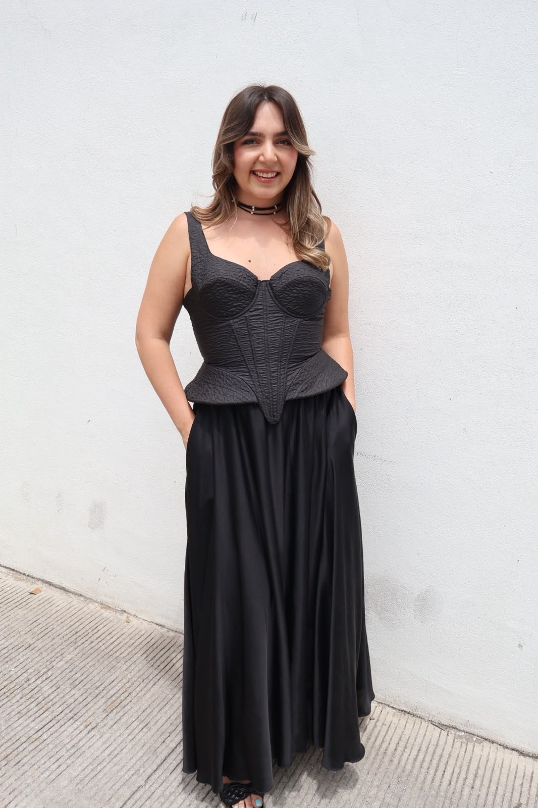 CORSETTE NEGRO RÍGIDO