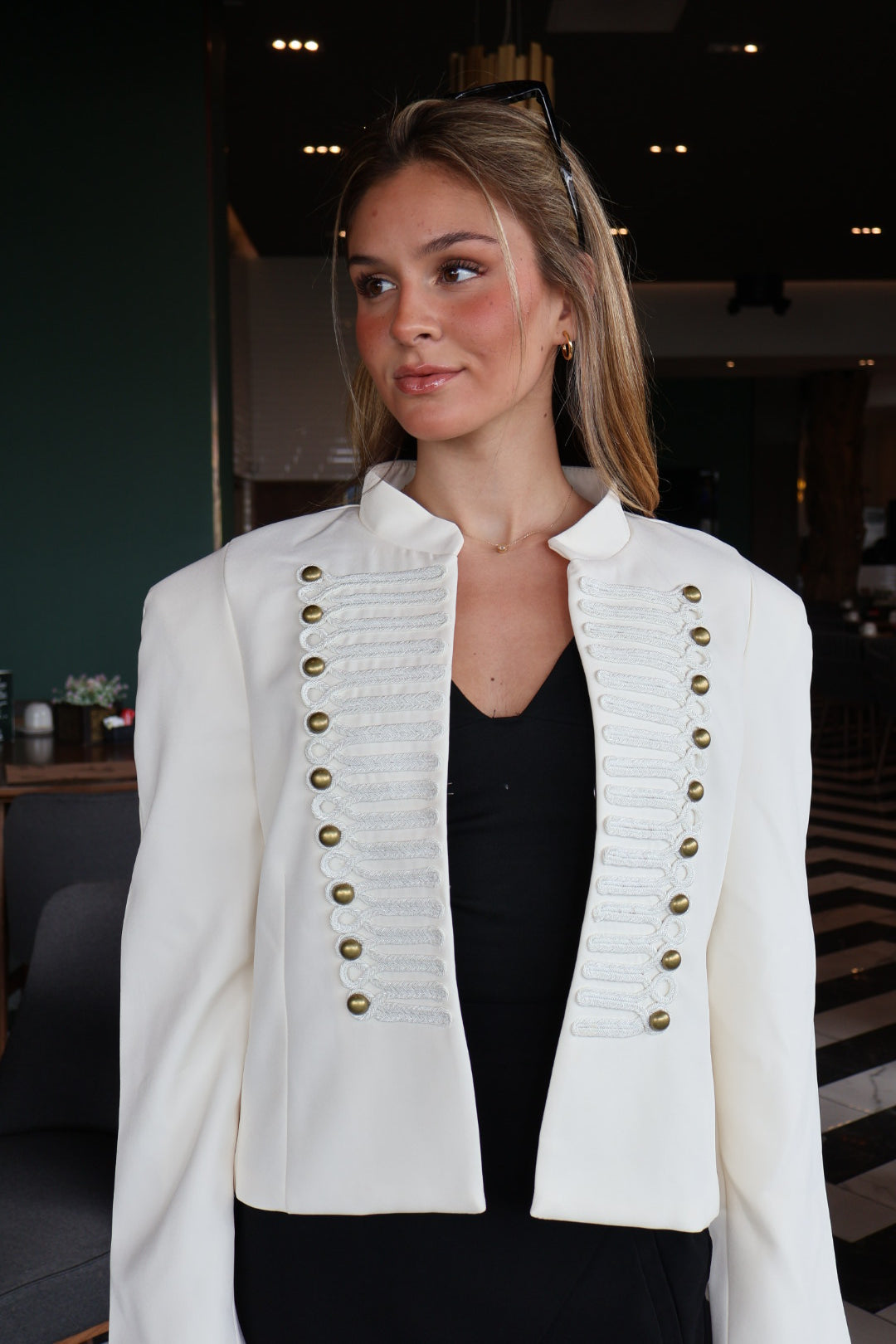 CHAQUETA NAPOLEÓN CREMA