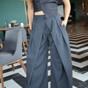 PANTALÓN GRIS CRUZADO
