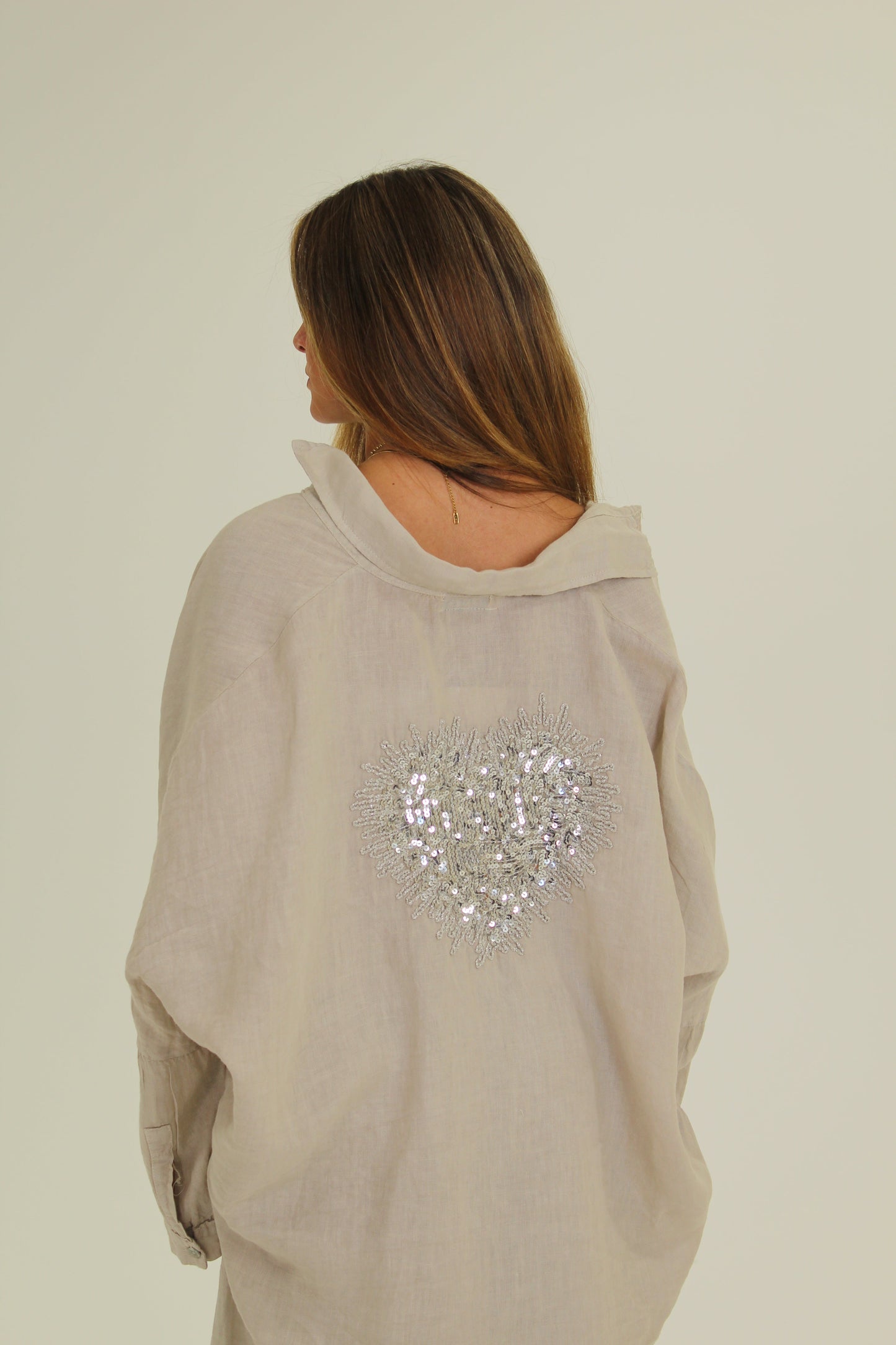 BLUSA CORAZON LENTEJUELA beige
