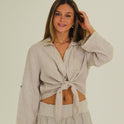 BLUSA FLOR LAZO beige