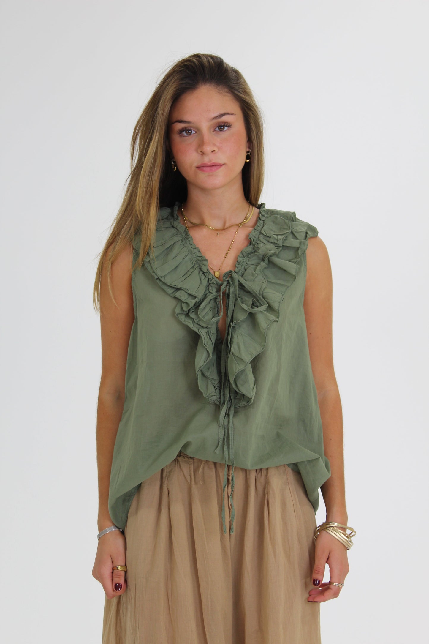 BLUSA SIN MANGA verde