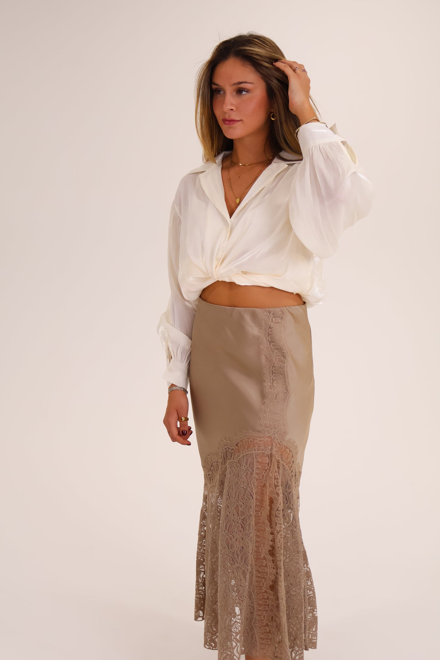 FALDA SATIN arena