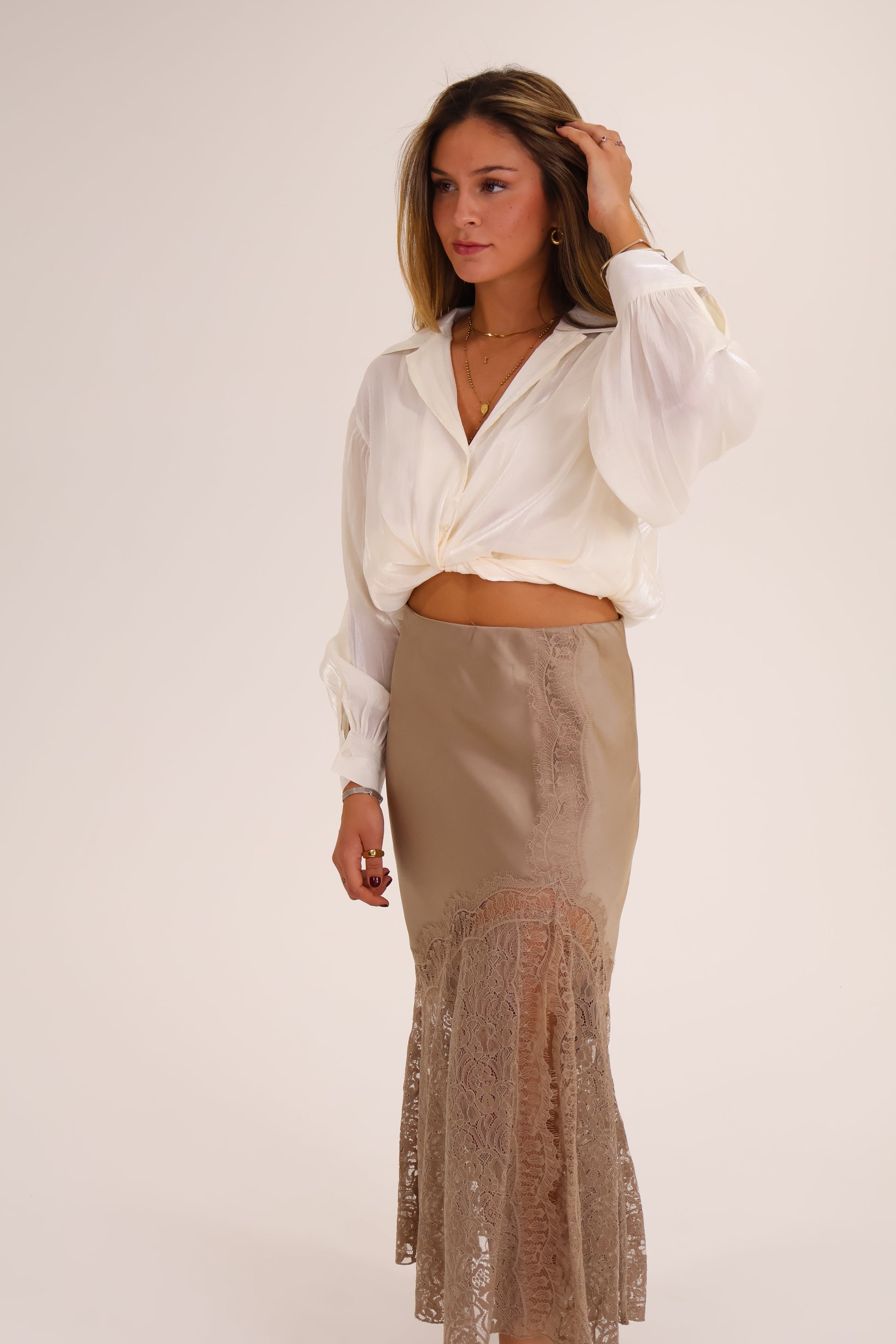 FALDA SATIN arena