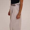 PANTALON CORTO CURVA RAYA beige