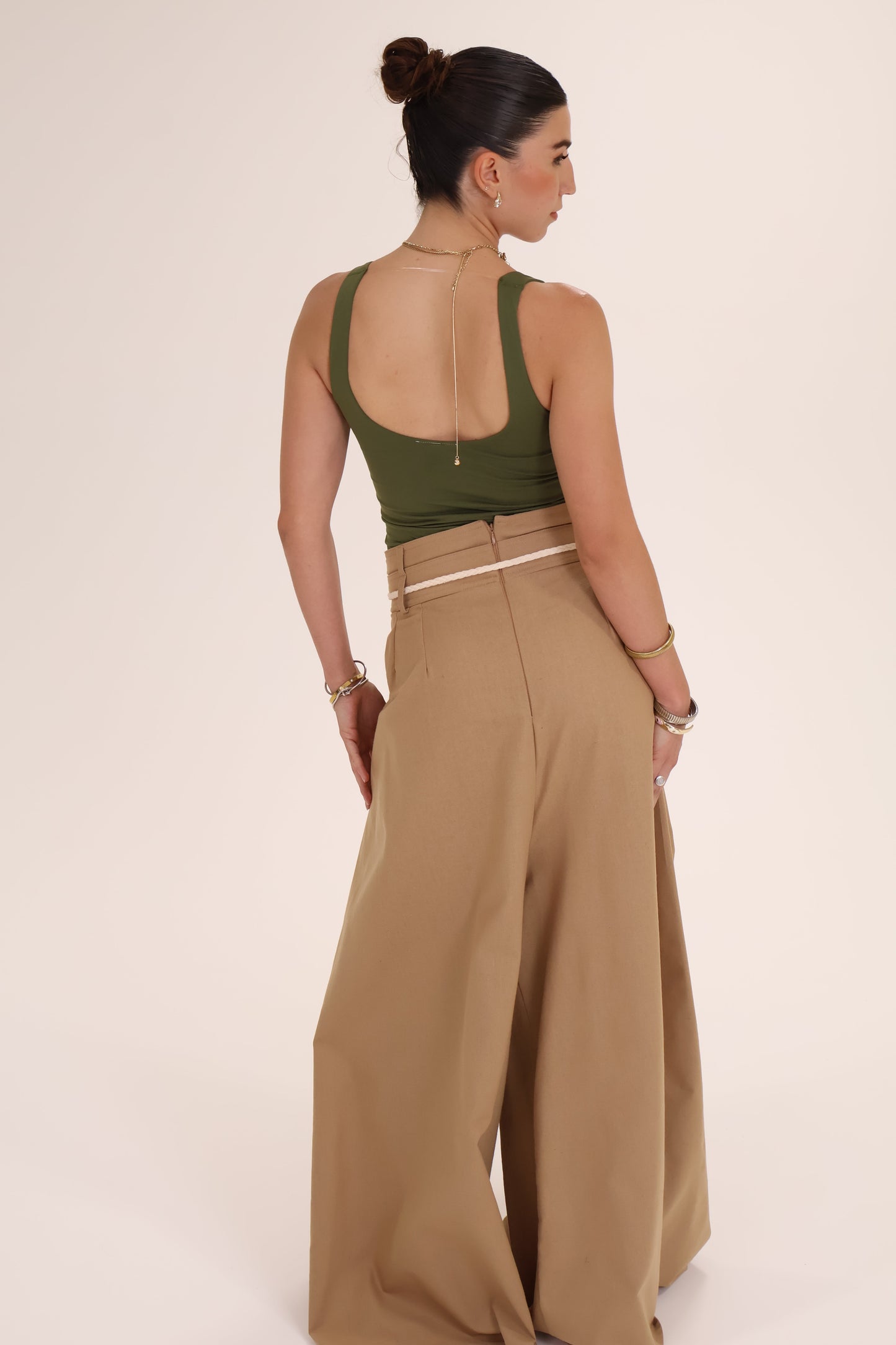 PANTALON TRENZA POMPON beige