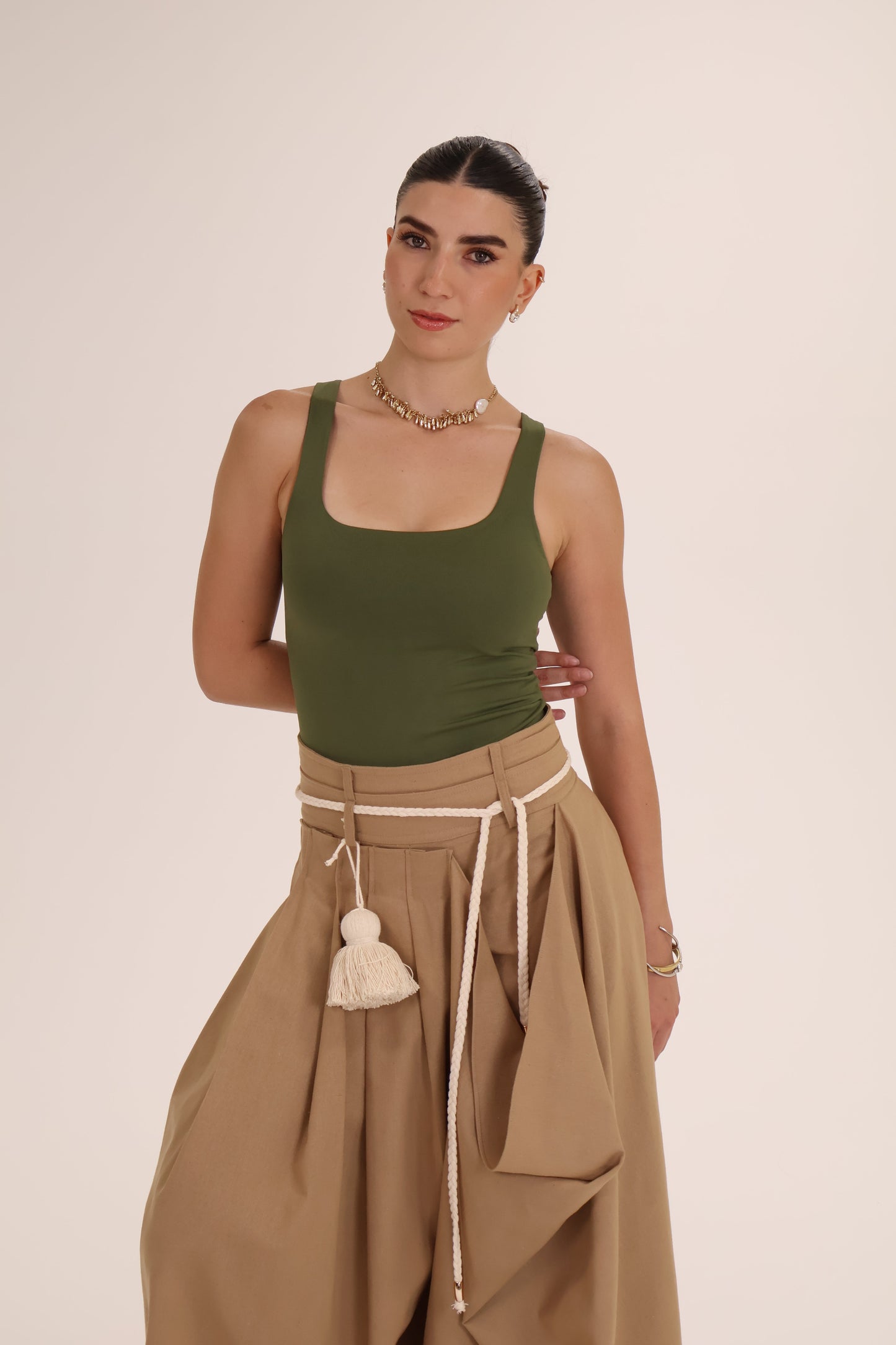 PANTALON TRENZA POMPON beige